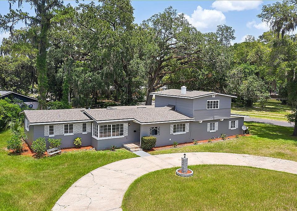 1st image of 1405 Rock Lake Dr