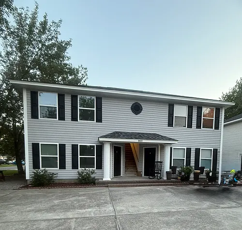 803 6th Ave S #D Photo 1