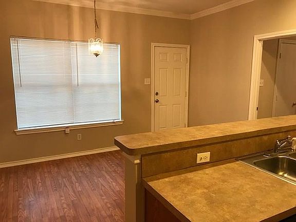 2nd image of 501 Sally Ln Unit A