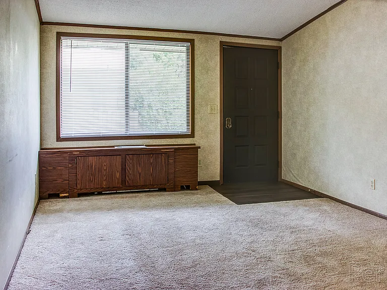 Brunswick Apartments — Photo 9