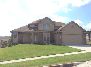 1612 S Lenox Cir, Council Bluffs, IA 51503