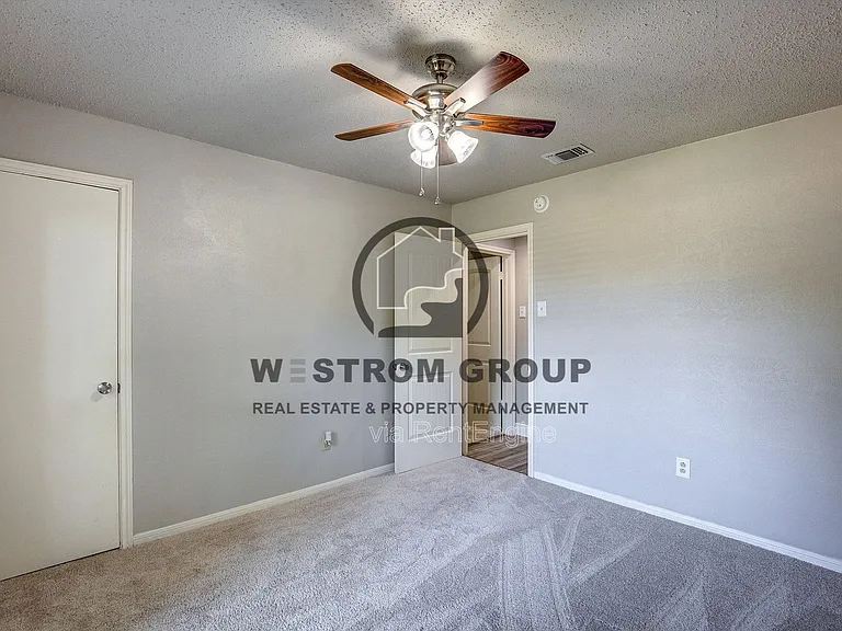 1642 Belltower Dr — Photo 20