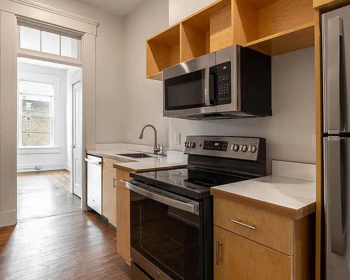 1007 Dayton St — Photo 22