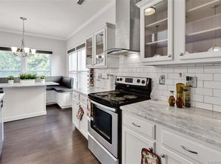 9601 Fernspray Rd, Charlotte, NC 28215