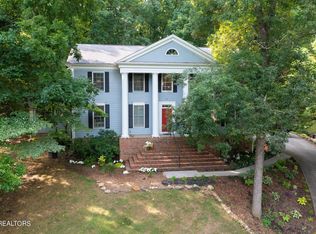 127 Whippoorwill Dr, Oak Ridge, TN 37830