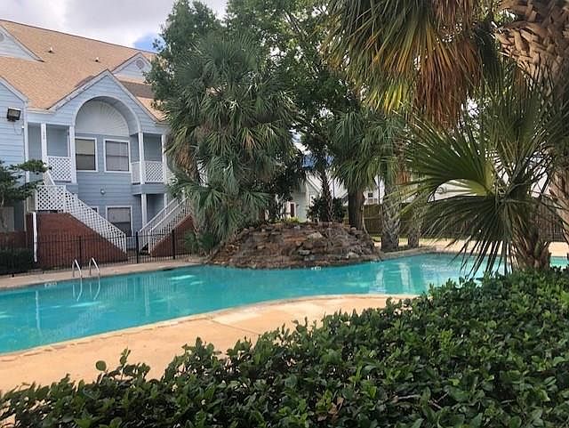 1st image of 14550 Fonmeadow Dr APT 1402