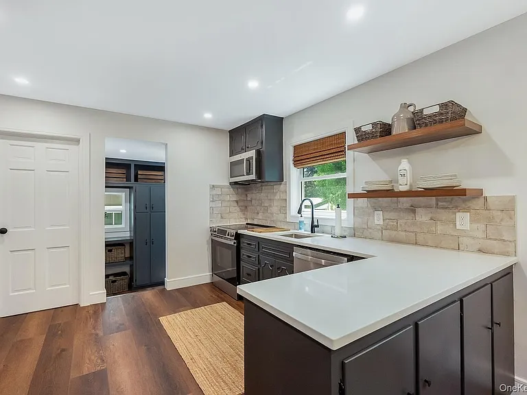 2 Cherry Rd — Photo 12