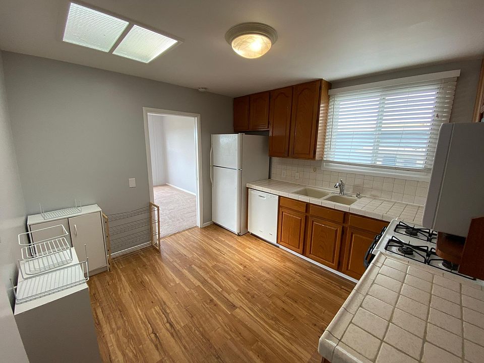 1st image of 60 Westridge Ave