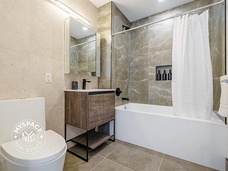 1499 Bedford Ave #6T — Photo 8