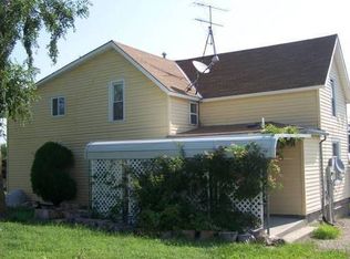 10990 Crooked Creek Rd, Leonardville, KS 66449