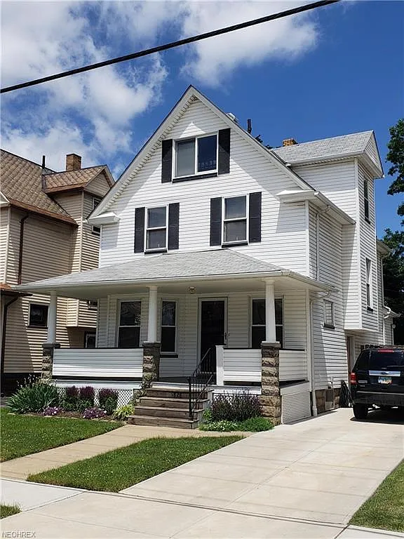 9828 Nicholas Ave photo 1