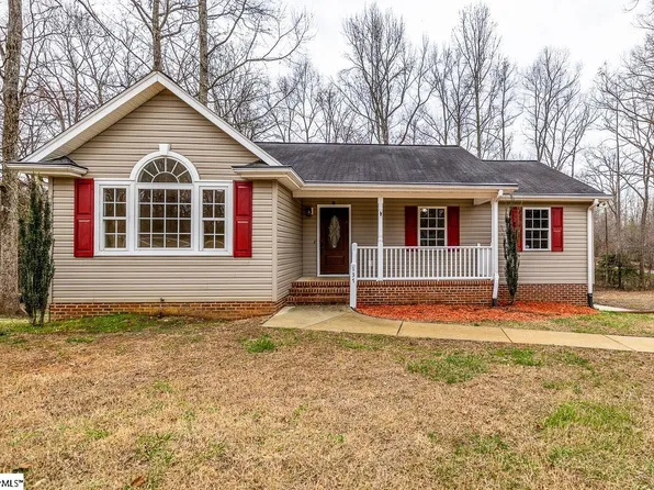 137 Bismark Dr, Pelzer, SC 29669