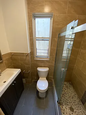 Rented by Nooklyn NYC LLC | media 22