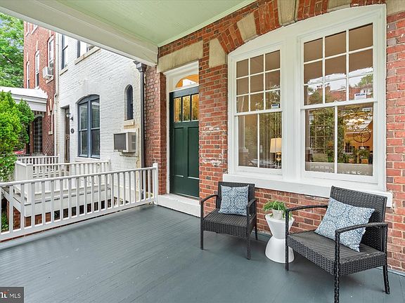 2nd image of 2637 Garfield St NW