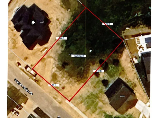 9093 Copper Ridge Dr, Davison, MI 48423