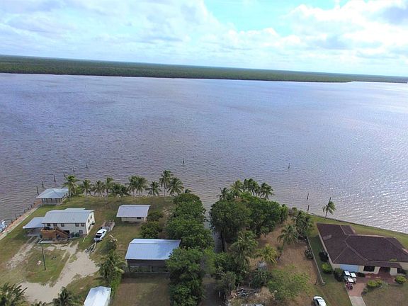 5th image of 1340 Chokoloskee Dr