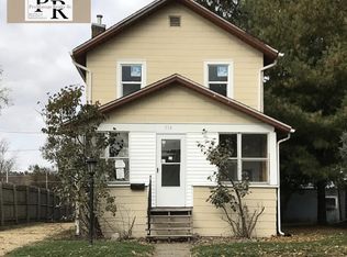 334 1st Ave, Clinton, IA 52732