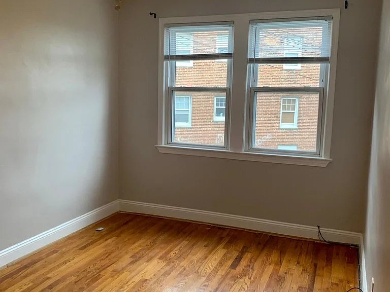 925 19th St NE #3 — Photo 11