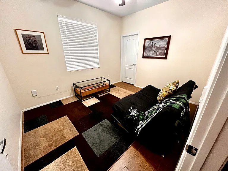 15847 W Bridgewood Dr — Photo 10
