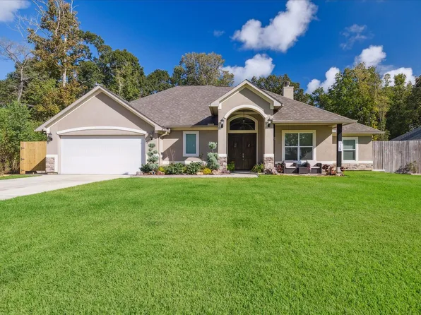 128 County Road 6615, Dayton, TX 77535