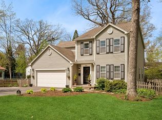 240 E Washington Ave, Lake Bluff, IL 60044