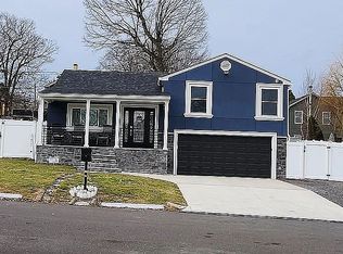 4580 Oak Ave, Trevose, PA