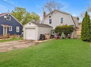 7 Sands Point Rd, Port Washington, NY 11050