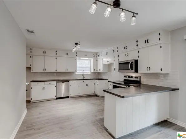 3209 Lake Charles Ave, Killeen, TX 76543