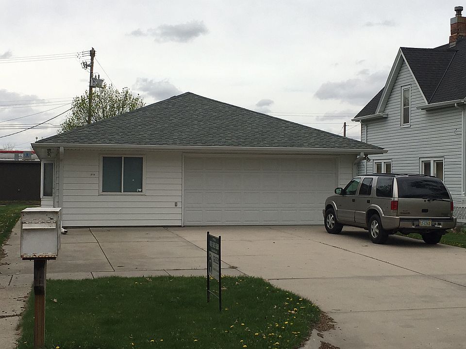 1st image of 1821 N Grant Ave