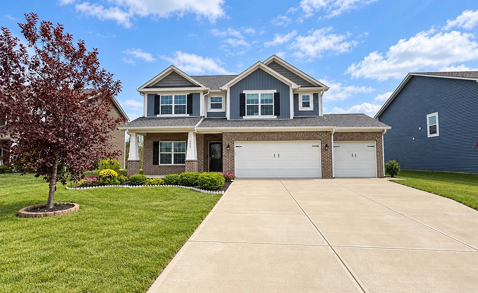 4 bed, 2.5 bath, 2964 sqft, $3,000 — Photo 1