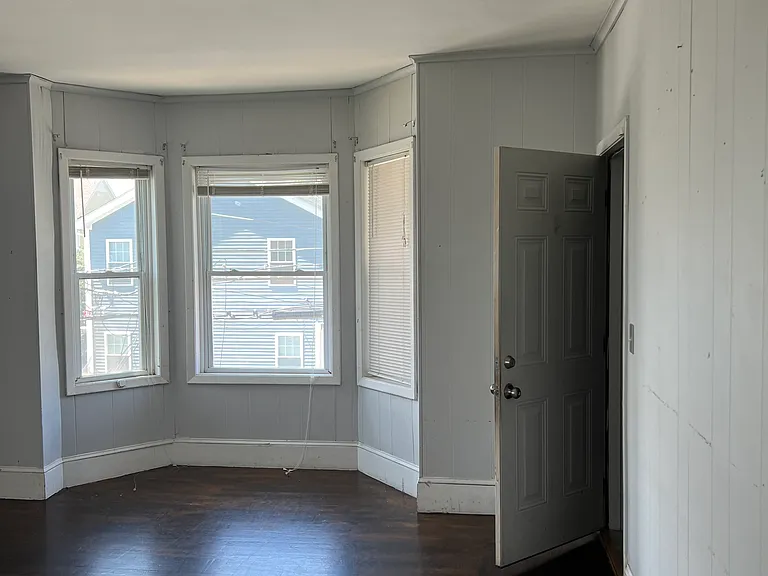 47 Hyat St #3 — Photo 6