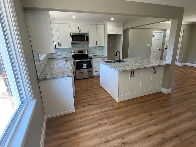 25 Hickery Pl #MAIN FLOOR — Photo 26