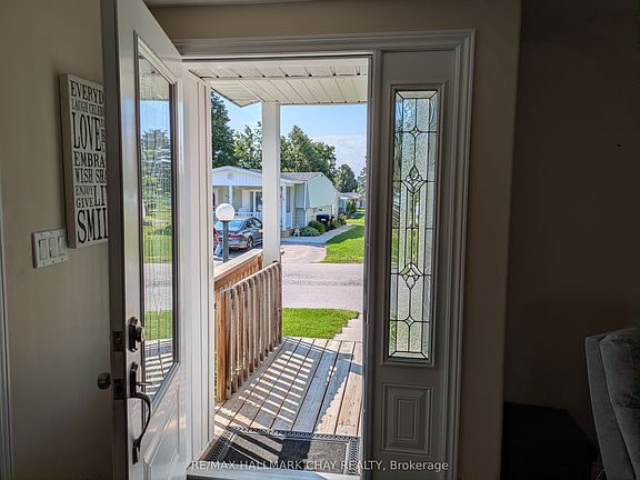 4th image of 50 Linden Ln