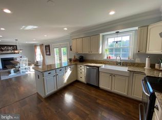 10033 Schoolhouse Ln, Rixeyville, VA 22737