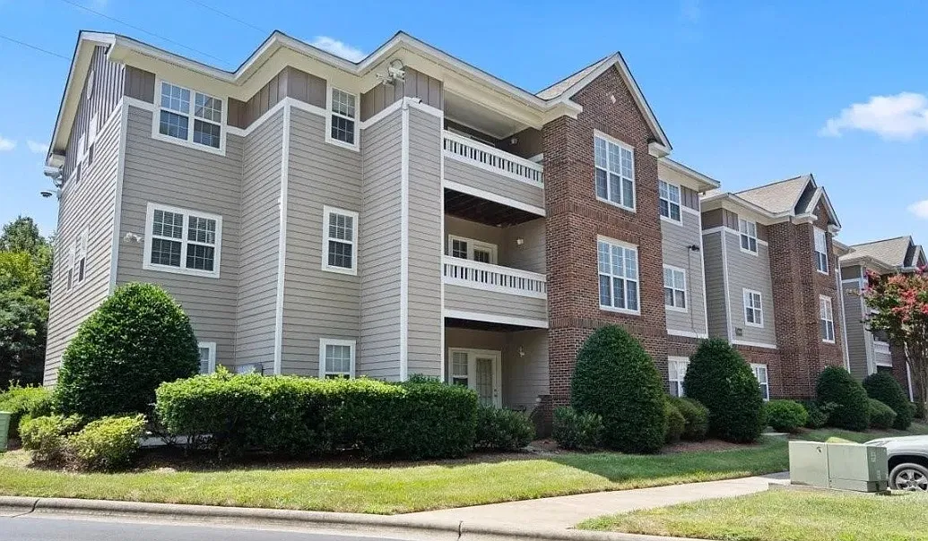 9810 Campus Walk Ln — Photo 1