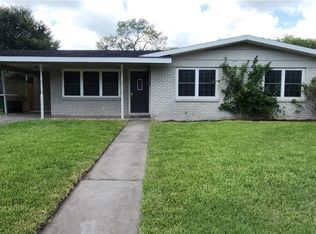 1712 Mesquite Ln, Victoria, TX 77901