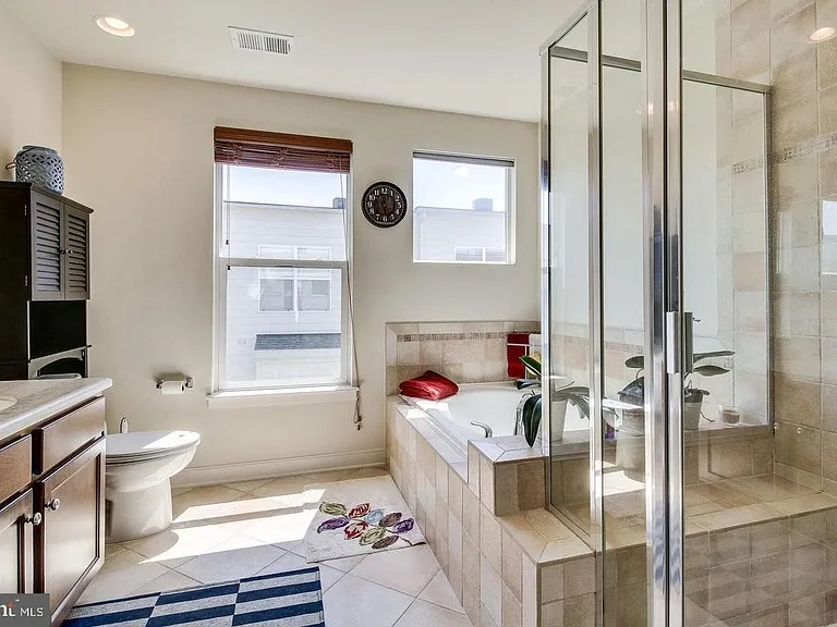 12163 Waveland St — Photo 29