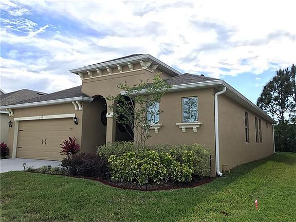 2nd image of 902 Marisa Ln