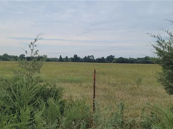 0 W North 10th St, Baxter Springs, KS 66713