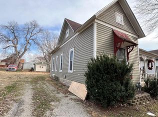 202 N Garfield Ave, Chanute, KS 66720