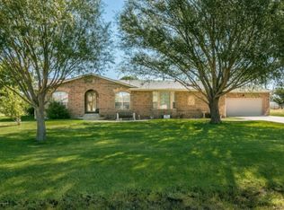 1304 Charles Ave, Panhandle, TX 79068