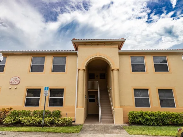 4275 Bellasol Cir APT 2223, Fort Myers, FL 33916