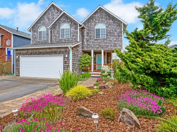 2146 NW Jetty Ave, Lincoln City, OR 97367