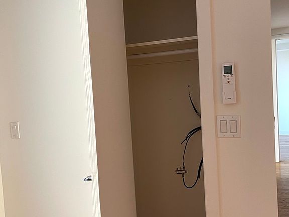 5th image of 39 E 21st St #6-C