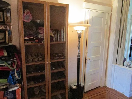 Rented by Windsor Homes Realty Corp | media 78