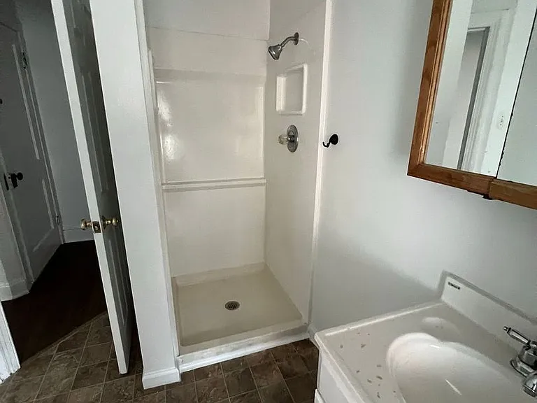 1055 N Duke St — Photo 7