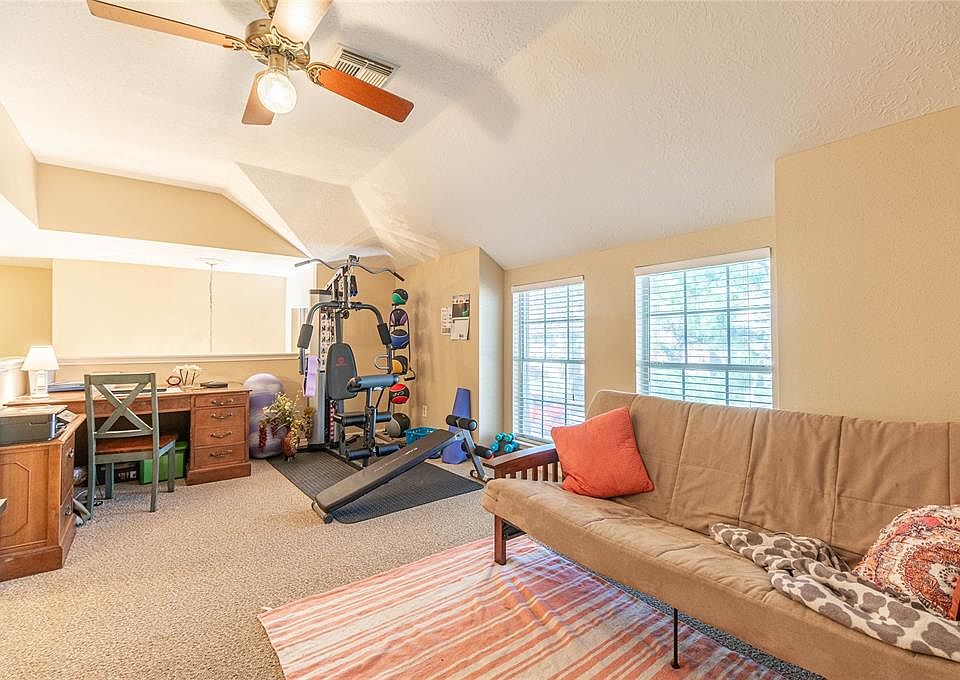 1st image of 1110 Woodchase Dr