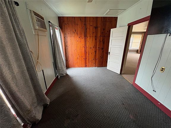 2nd image of 81 Pigeon Ln