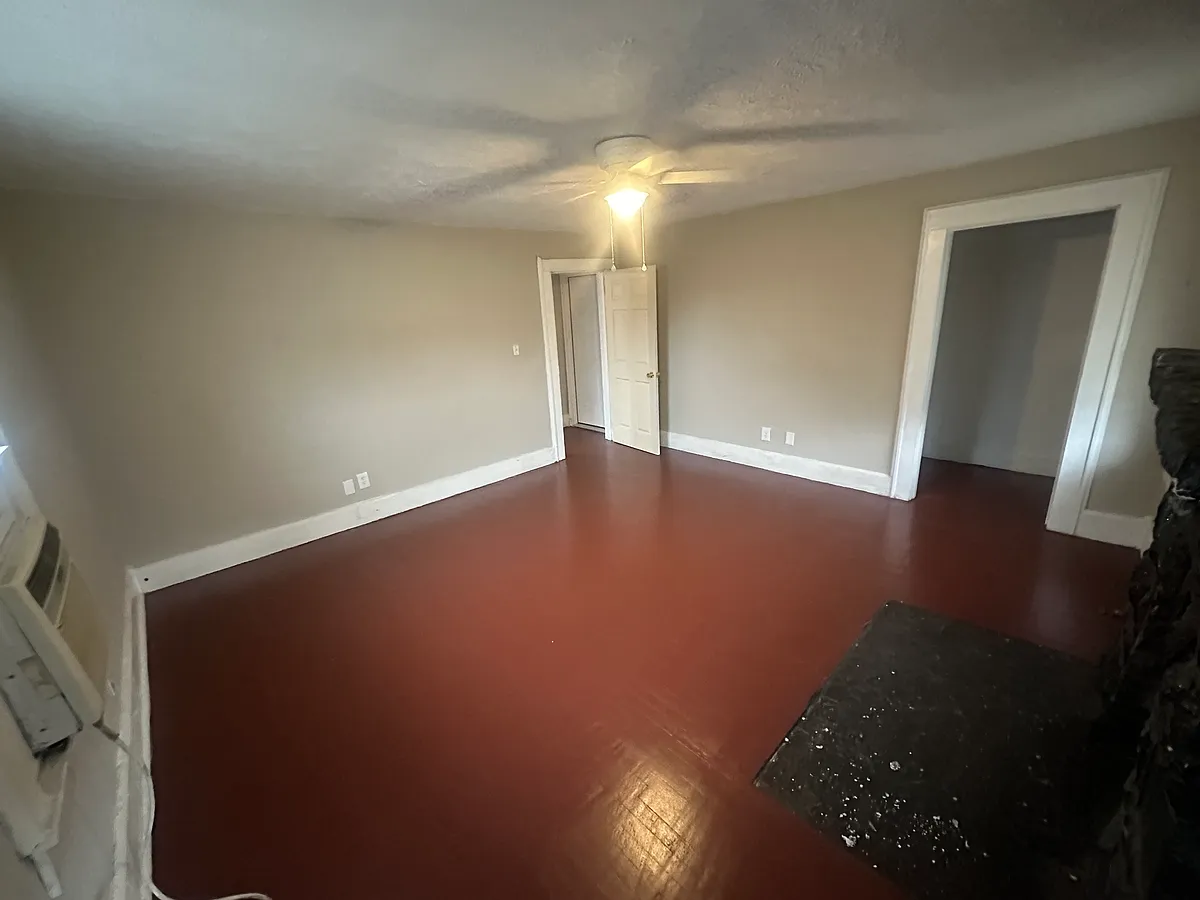 Building Photo - 342 Holmes St #4