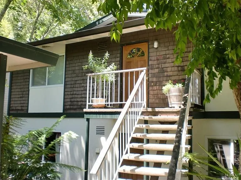 370 Bolinas Rd photo 1